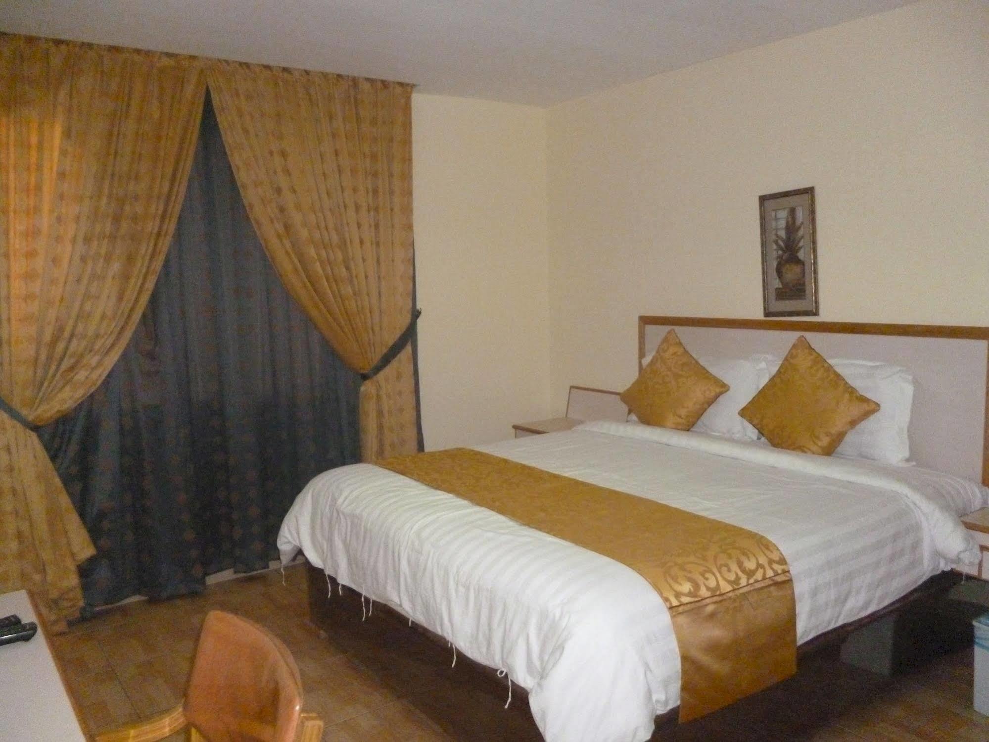 Mansour Plaza Hotel Apartments Dammam Dış mekan fotoğraf